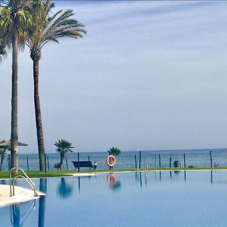 Mi Capricho Beachfront- 9D Apartment With Sea Views - Costa Del Sol Ла Кала де Михас Екстериор снимка